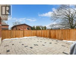 27 Blenheim Drive, Stoney Creek, ON L8E1W1 Photo 36