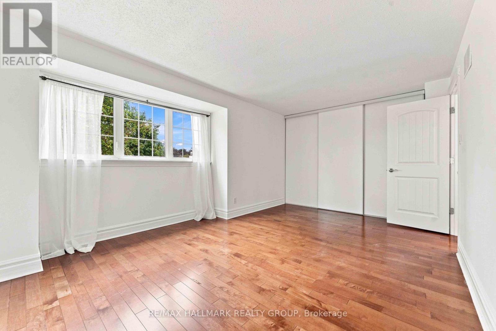 475 DUVERNAY DRIVE - 19