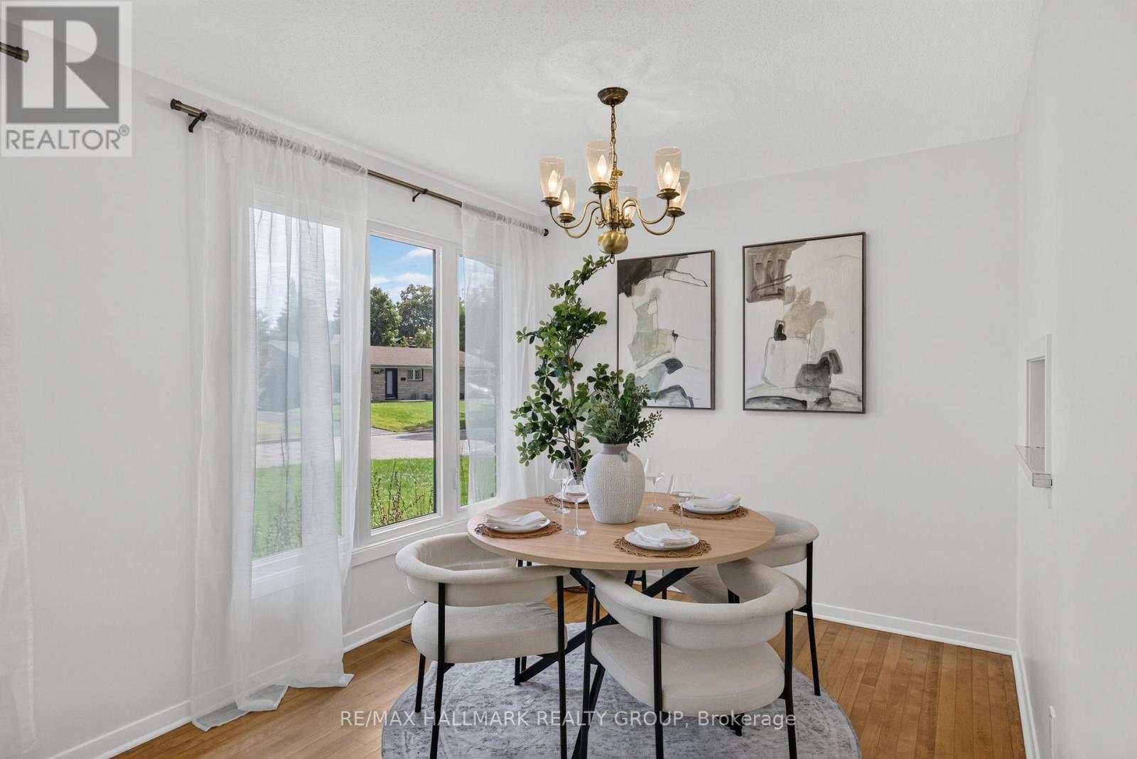 3051 COWAN CRESCENT - 6