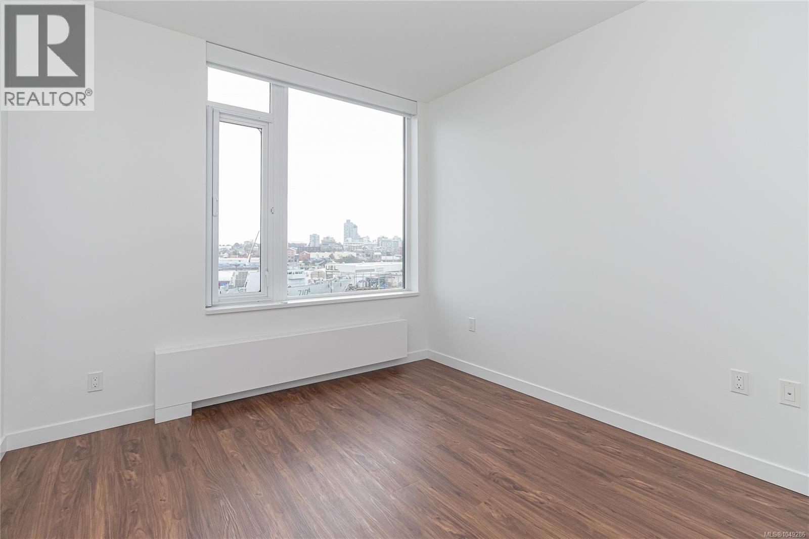#402 369 Tyee Rd - 21
