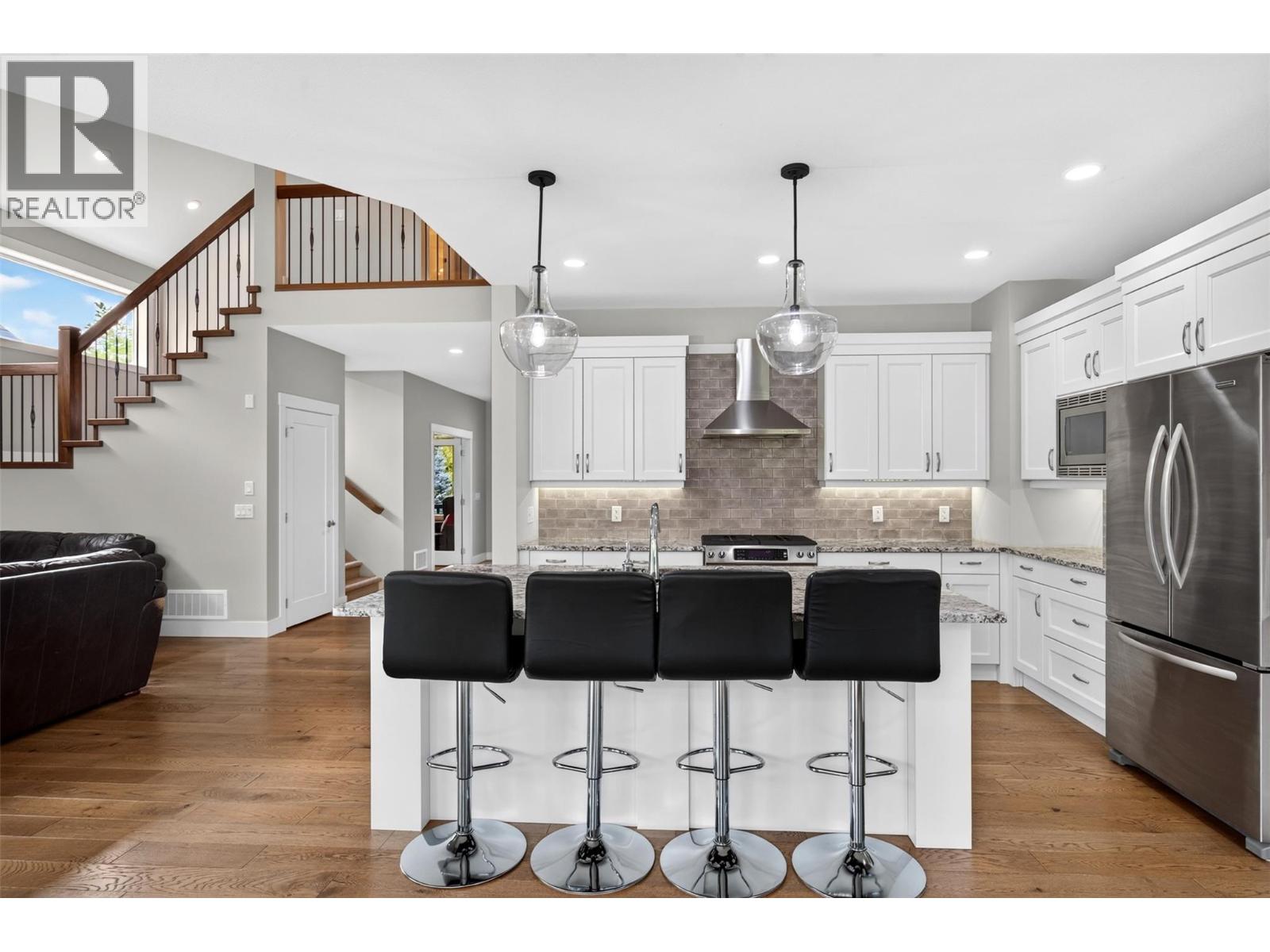 195 Lost Creek Court, Kelowna