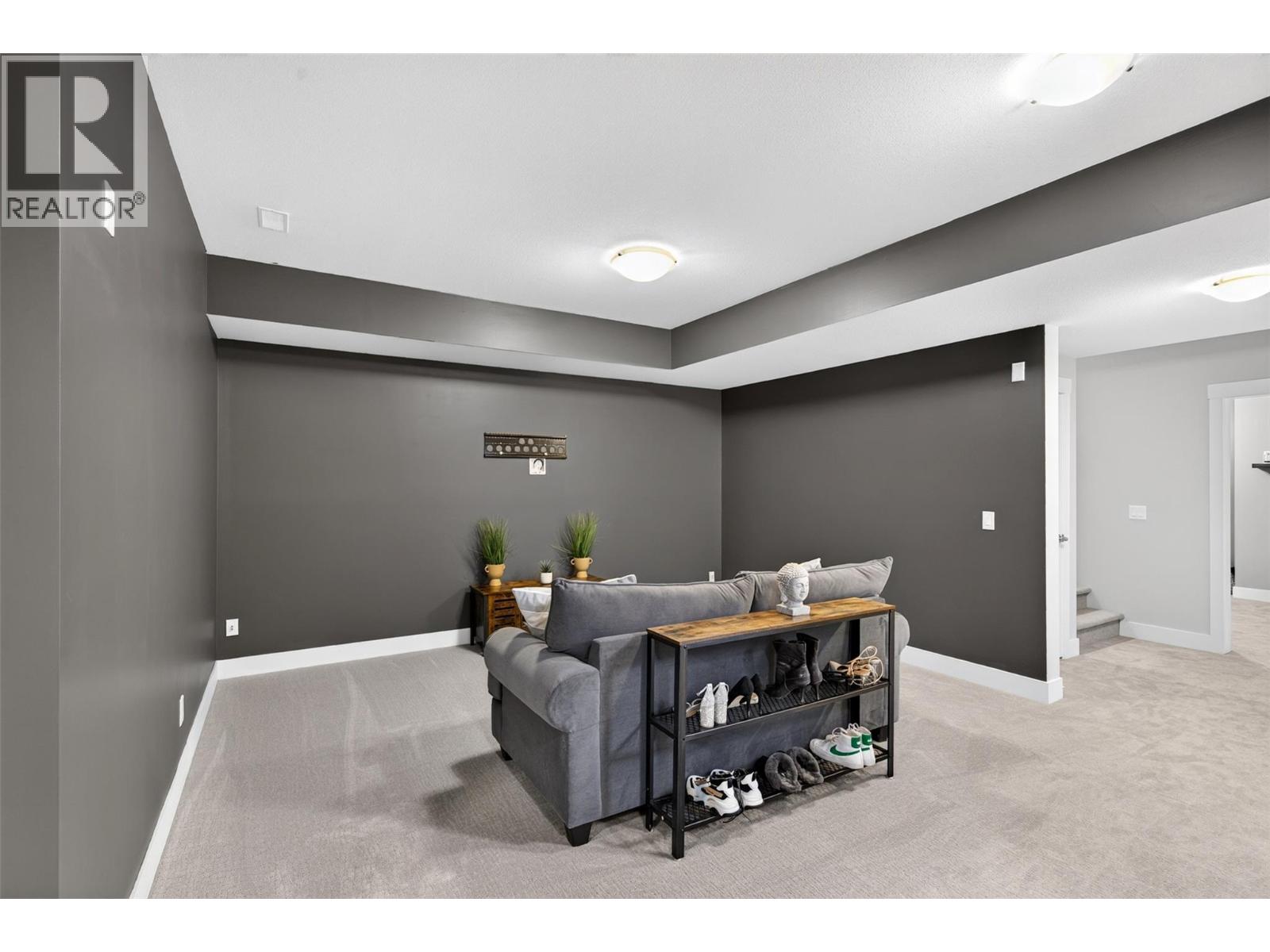 195 Lost Creek Court, Kelowna