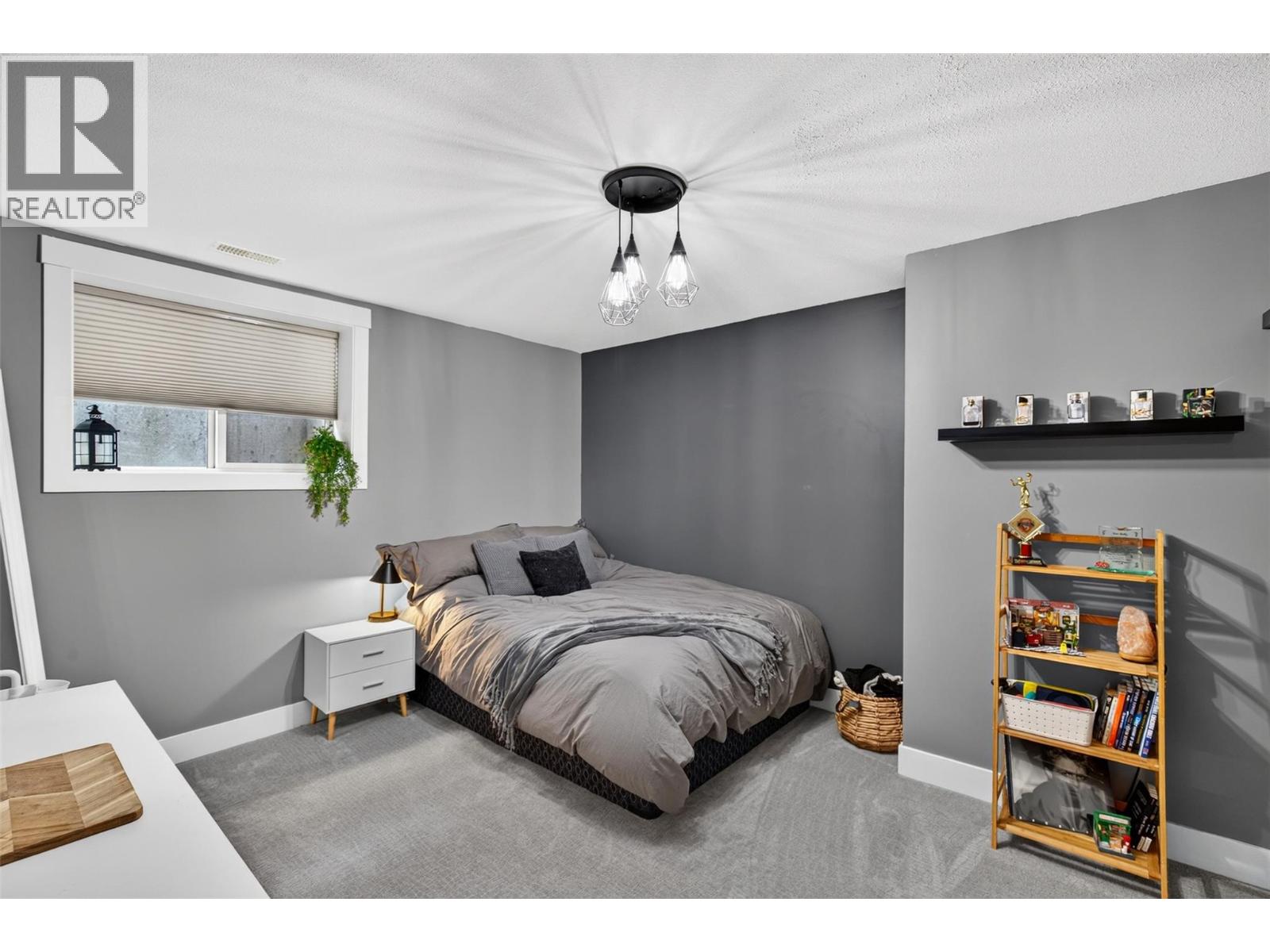 195 Lost Creek Court, Kelowna