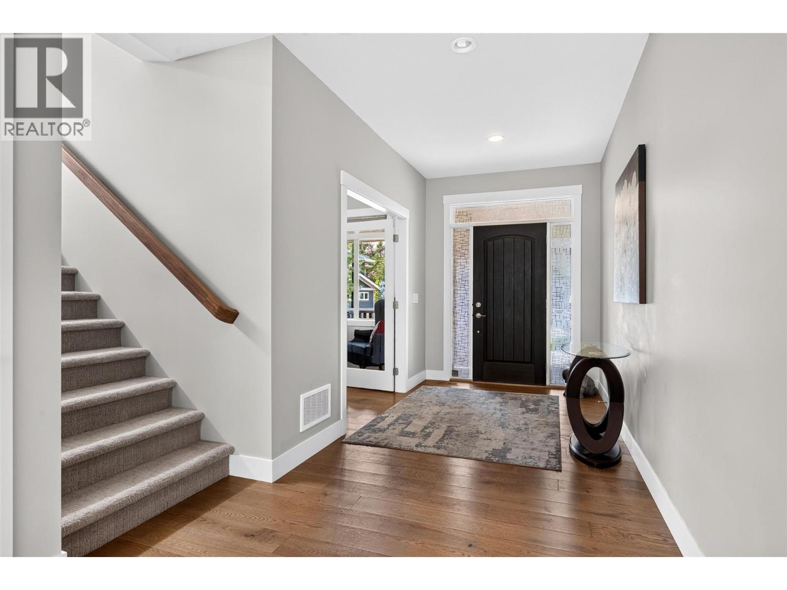 195 Lost Creek Court, Kelowna