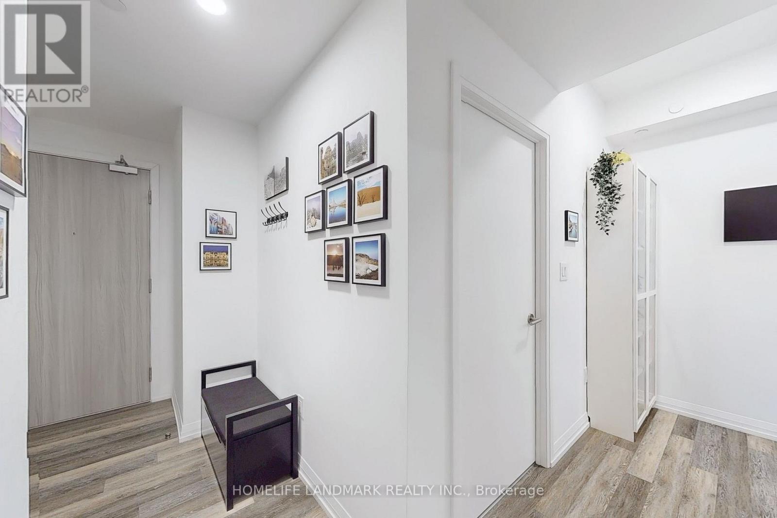10 - 75 CANTERBURY PLACE, Toronto (Willowdale West) — photo 5
