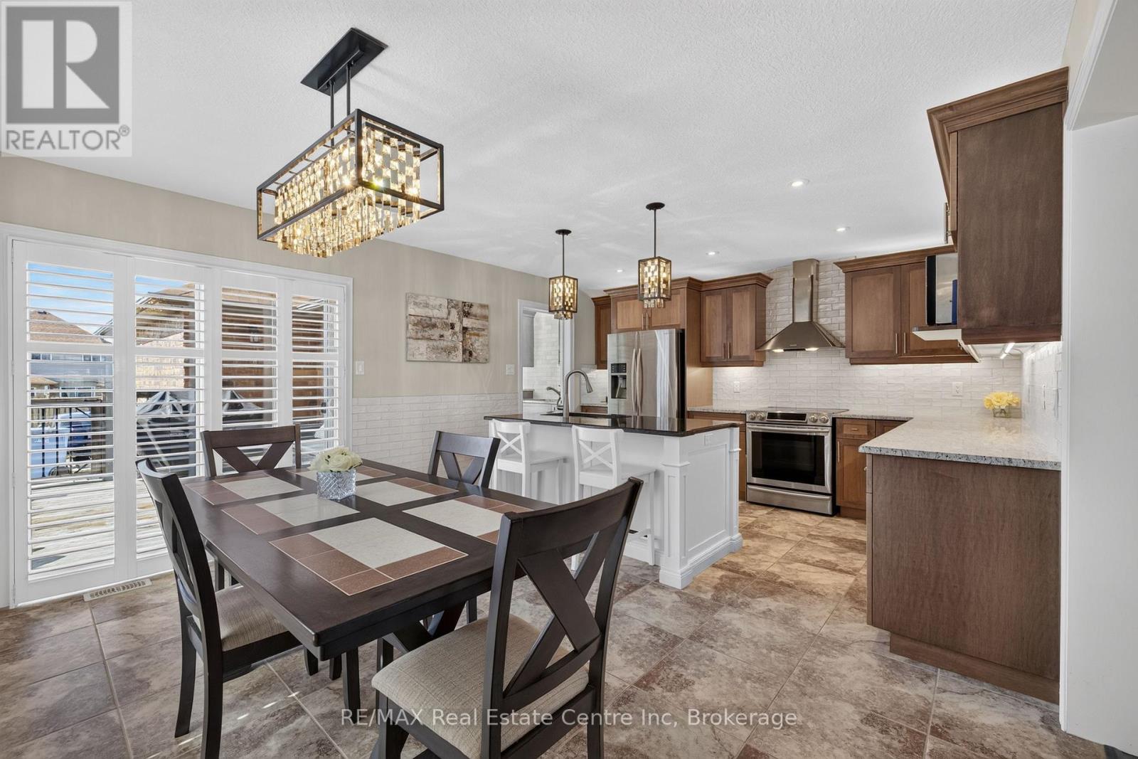 694 VICTORIA ROAD N - Image 16