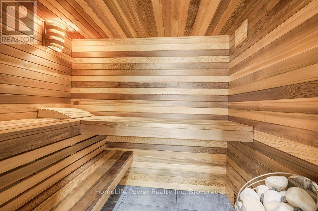 16 IRONGATE DRIVE - 36