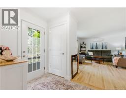 Kitchen - 114 Edgewood Drive, Fredericton, NB E3A1T1 Photo 11