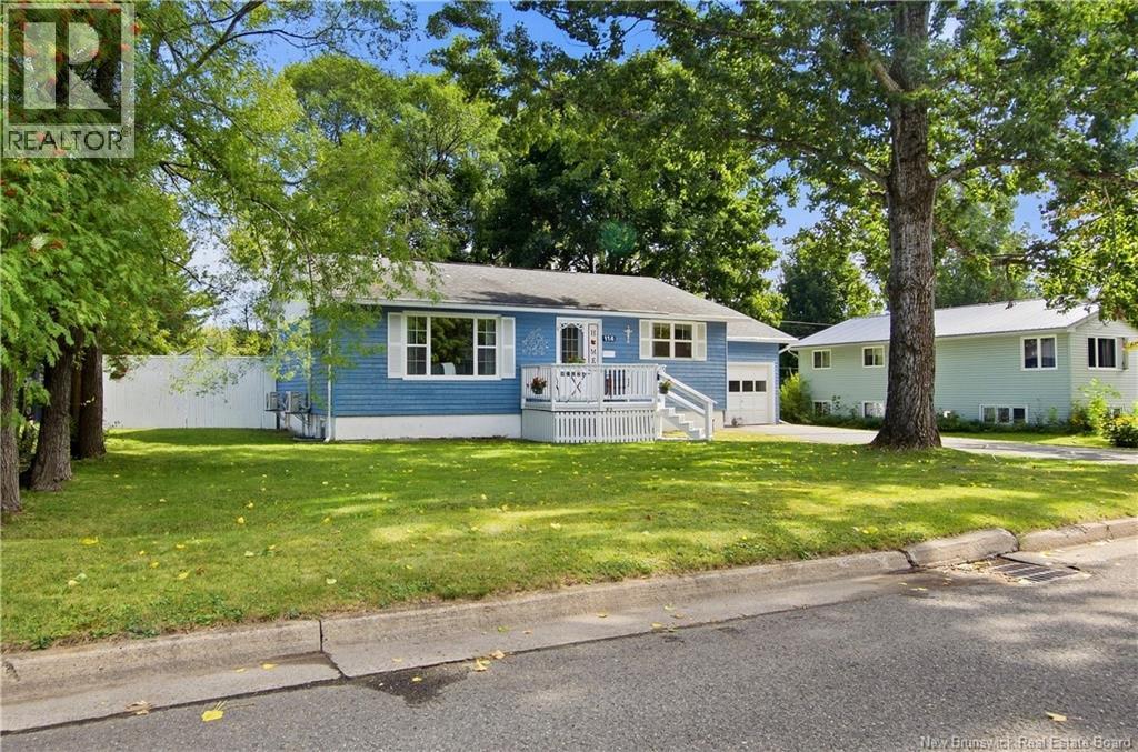 114 Edgewood Drive, Fredericton — photo 2