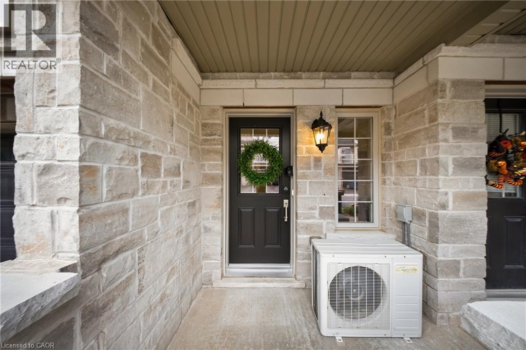 215 DUNDAS Street E Unit# 19, Waterdown — photo 3