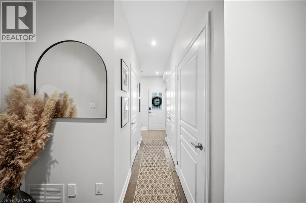 215 DUNDAS Street E Unit# 19, Waterdown — photo 6