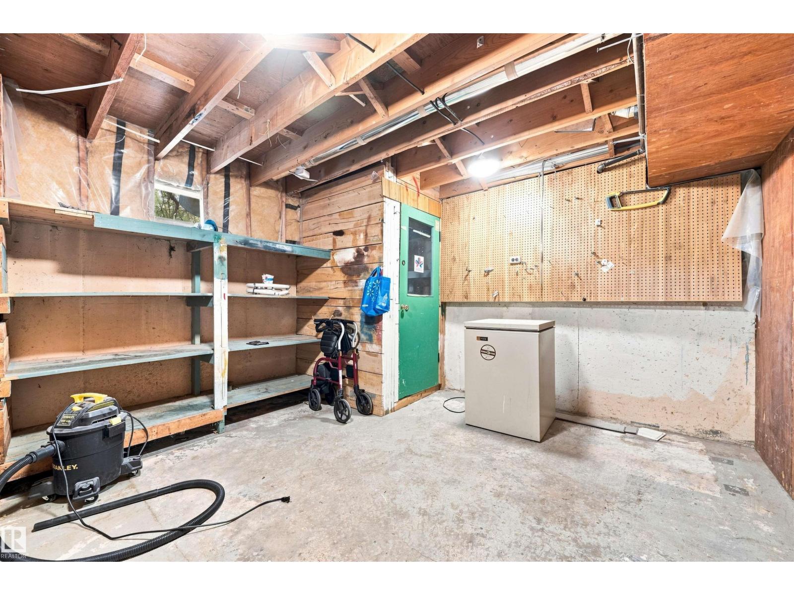 10207 71 St NW, Terrace Heights (Edmonton) — photo 18 of 30