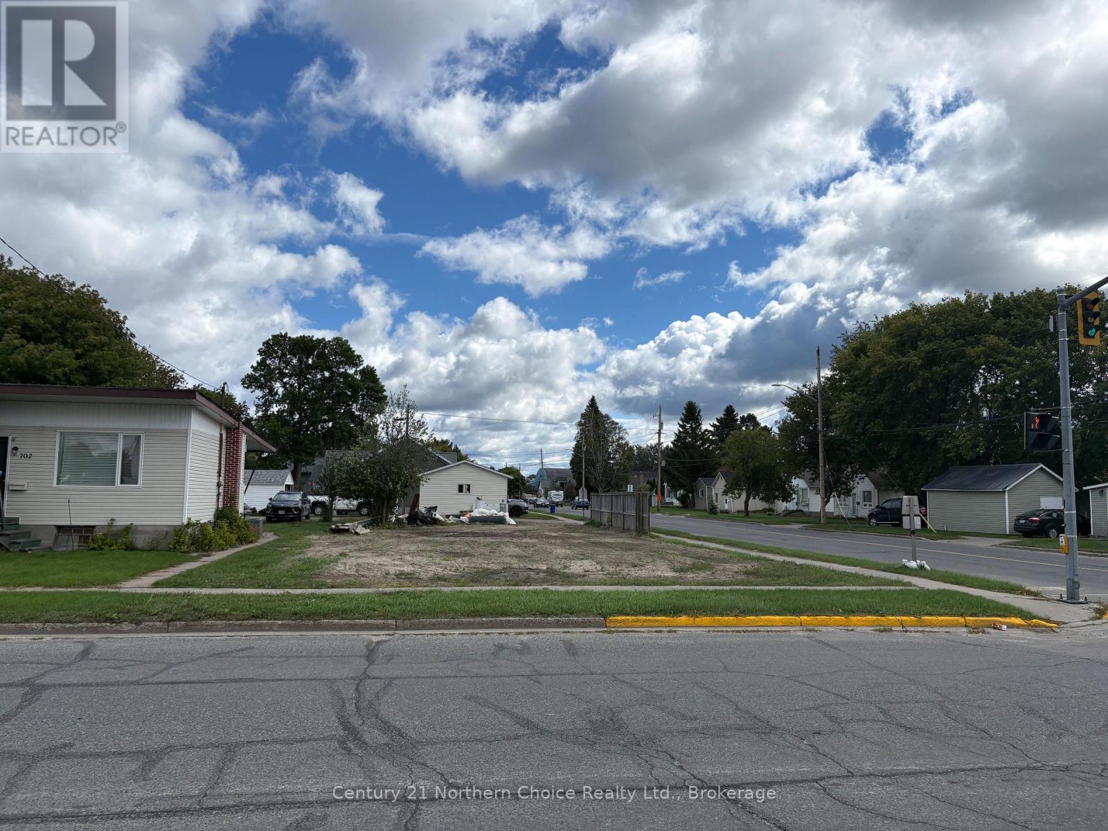 700 CROWE AVENUE