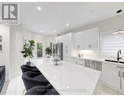 161 Austin Paul Drive N, Newmarket, ON L3X2K6 Photo 12