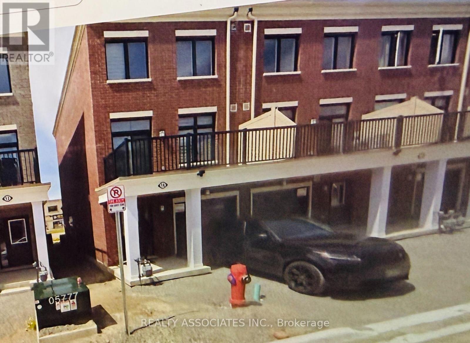 14 BAKER HILL BOULEVARD, Whitchurch-Stouffville (Stouffville) — photo 1