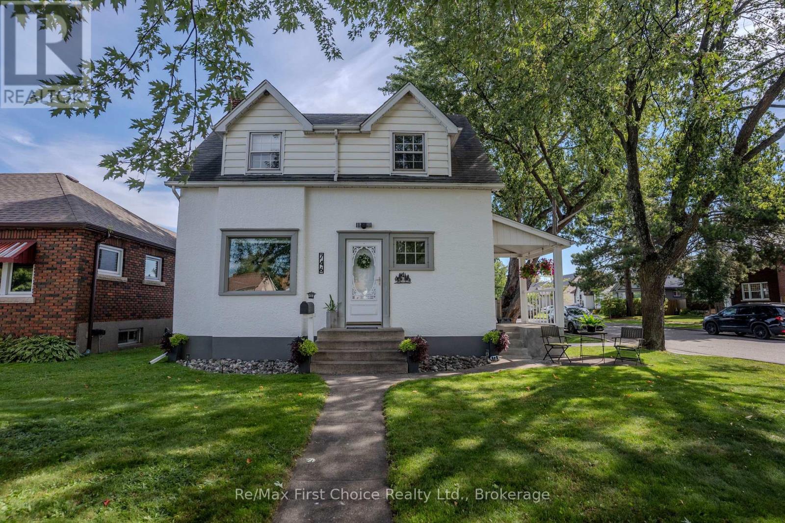 746 NORAH STREET S - 49