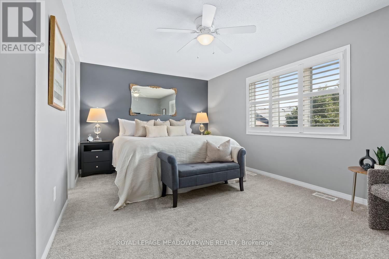 19 GOLDHAM WAY - 22