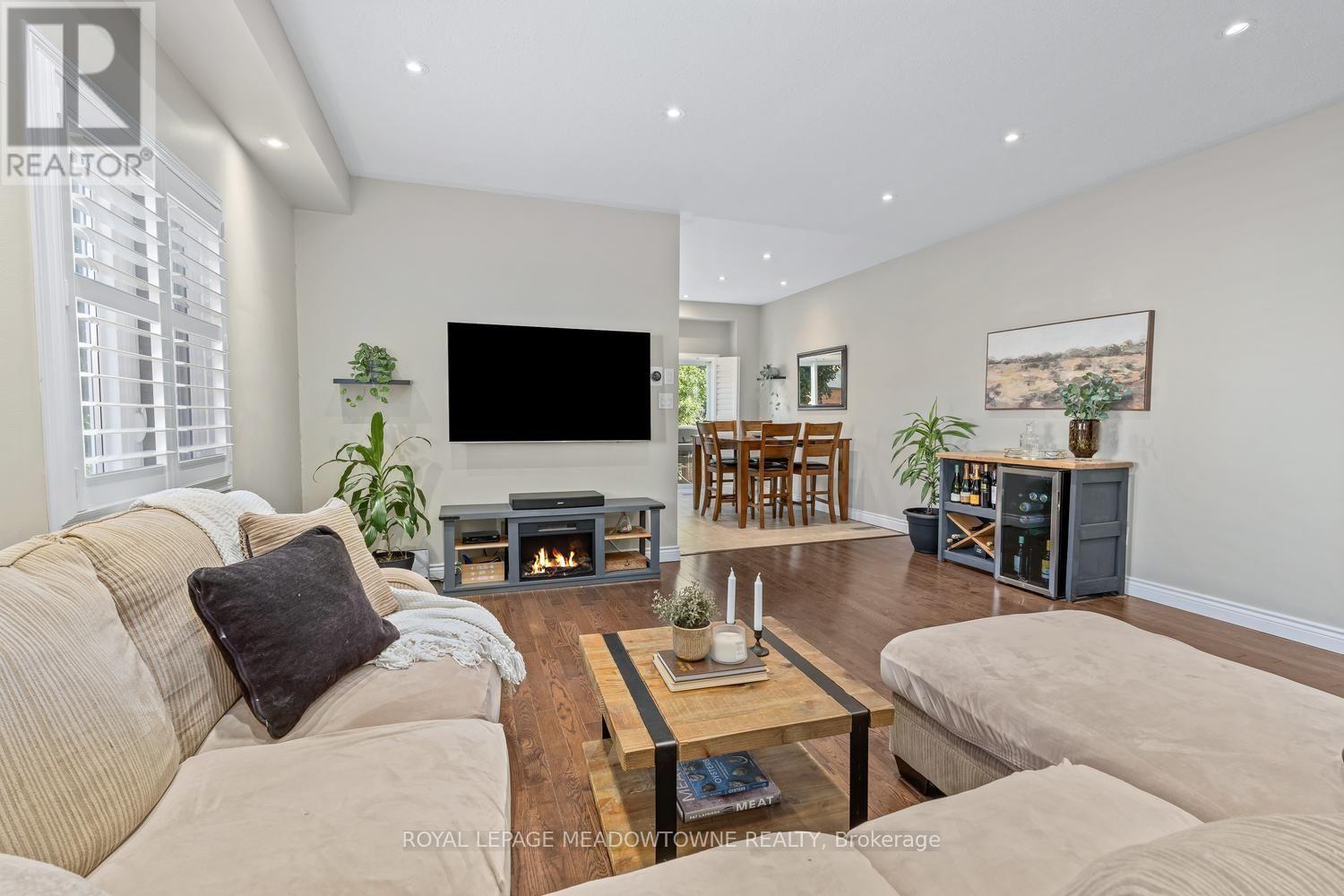 19 GOLDHAM WAY, Halton Hills (Georgetown) — photo 8