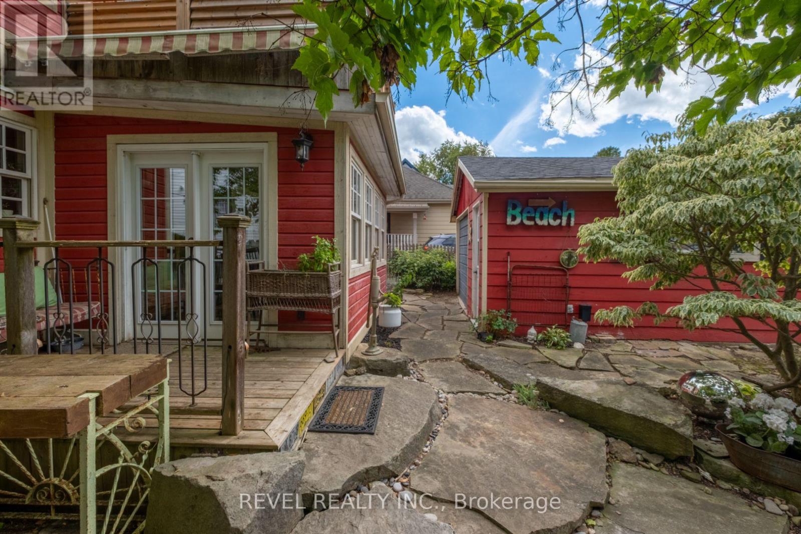 532 MAIN STREET - Image 35