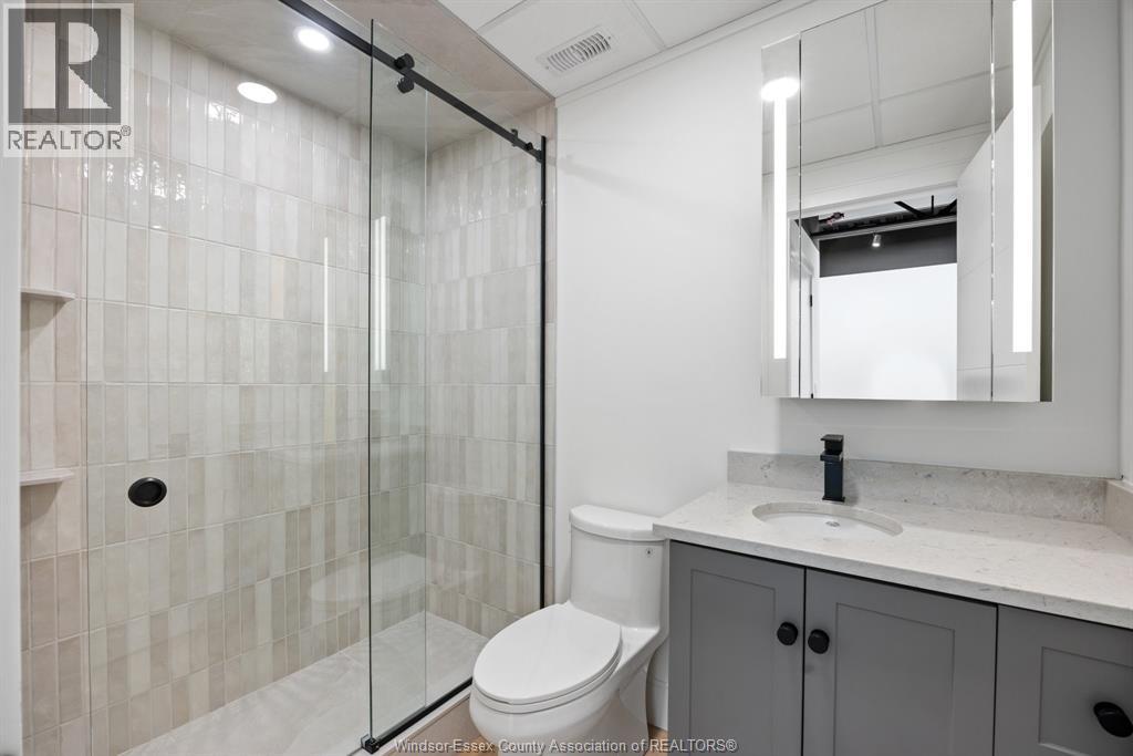 3850 DOUGALL Unit# 202, Windsor — photo 9