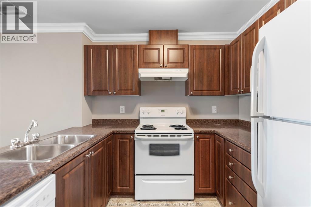 2650 Sandwich West PARKWAY Unit# 301, LaSalle — photo 3
