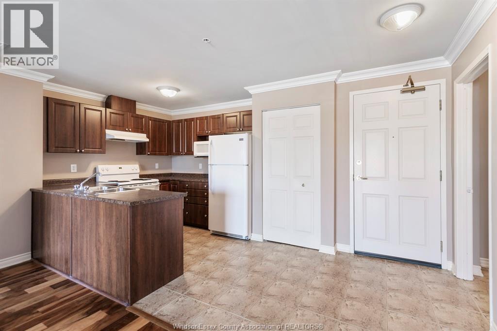2650 Sandwich West PARKWAY Unit# 301, LaSalle — photo 5
