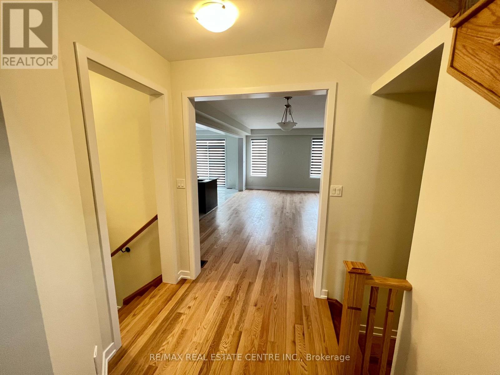 156 LUMB DRIVE, Cambridge — photo 3