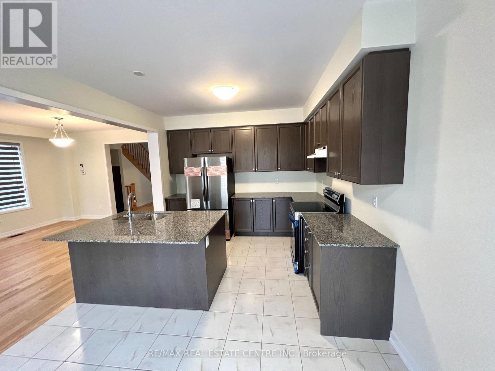 156 LUMB DRIVE, Cambridge — photo 7
