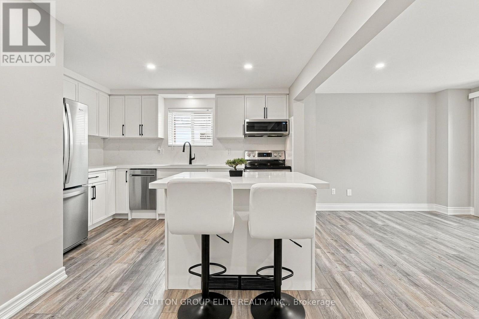 446 MISTY CRESCENT, Kitchener — photo 8