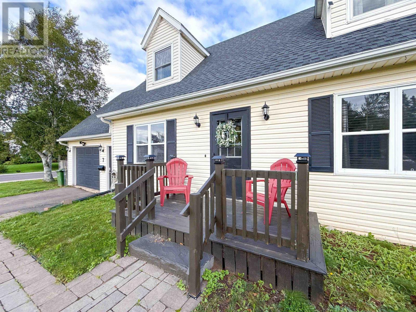 7 Sunrise Court, Charlottetown — photo 2