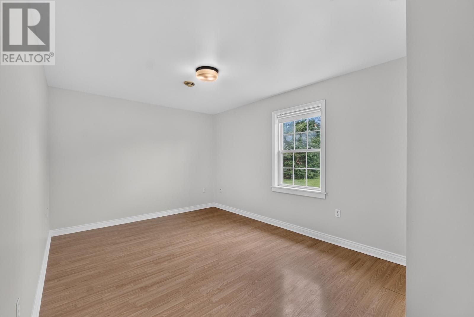 28 Heatherway Drive - Image 36