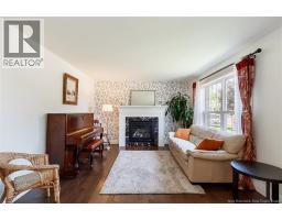 10 Turnberry Court, photo 6