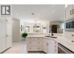 10 Turnberry Court, photo 12