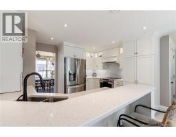 10 Turnberry Court, photo 13