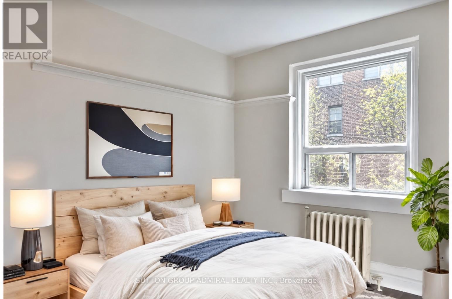 5 - 34 HEYDON PARK ROAD, Toronto (Little Portugal) — photo 2
