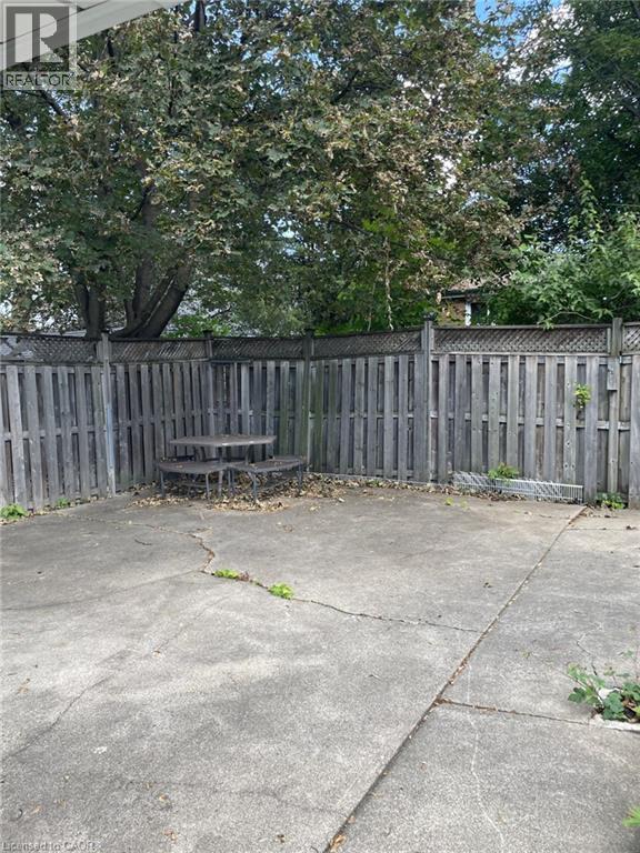 225 EAST 14TH Street Unit# Upper, Hamilton — photo 5