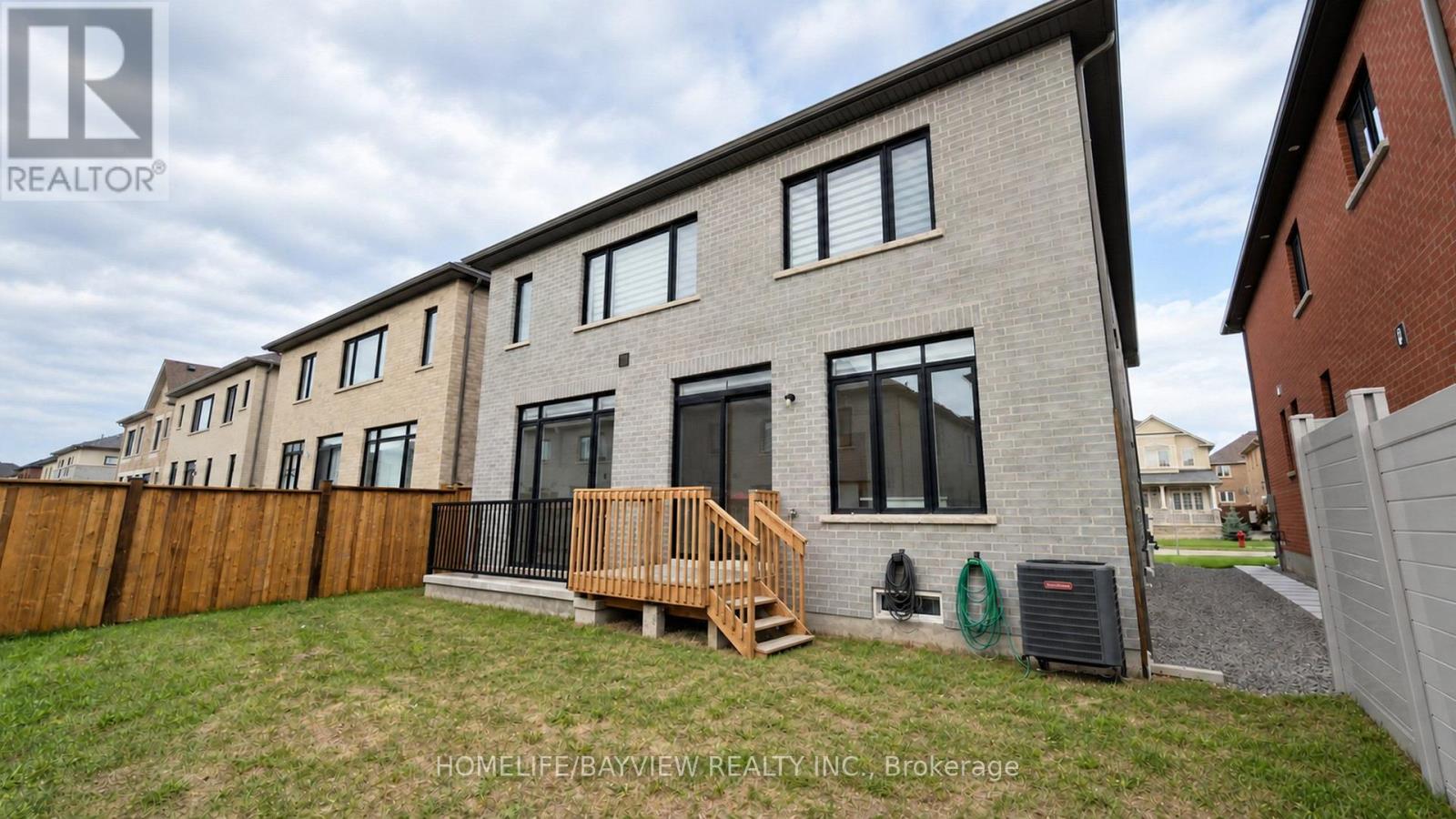 105 HALLDORSON AVENUE - Image 29