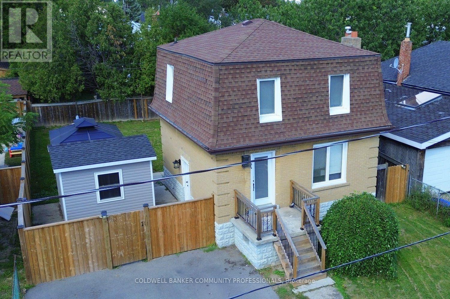 94 HOWARD AVENUE, Hamilton (Balfour) — photo 1