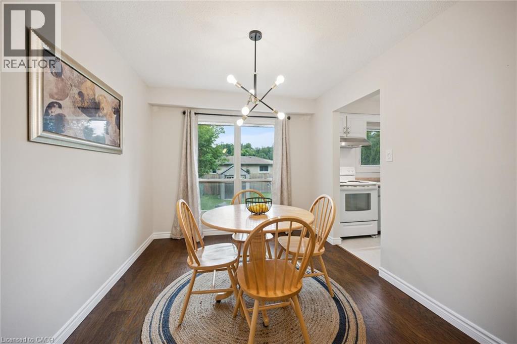 37 SHADELAND Crescent, Kitchener — photo 8