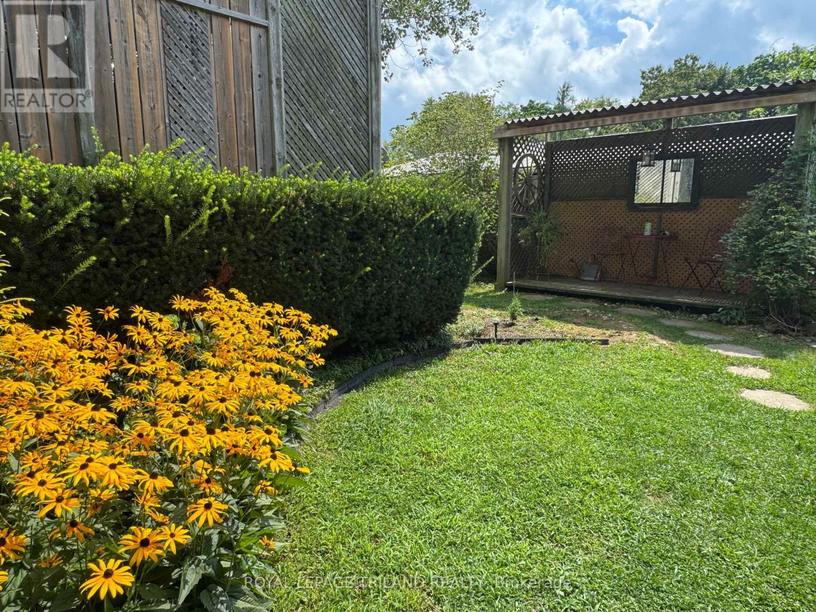 357 SUNSET DRIVE - Image 35