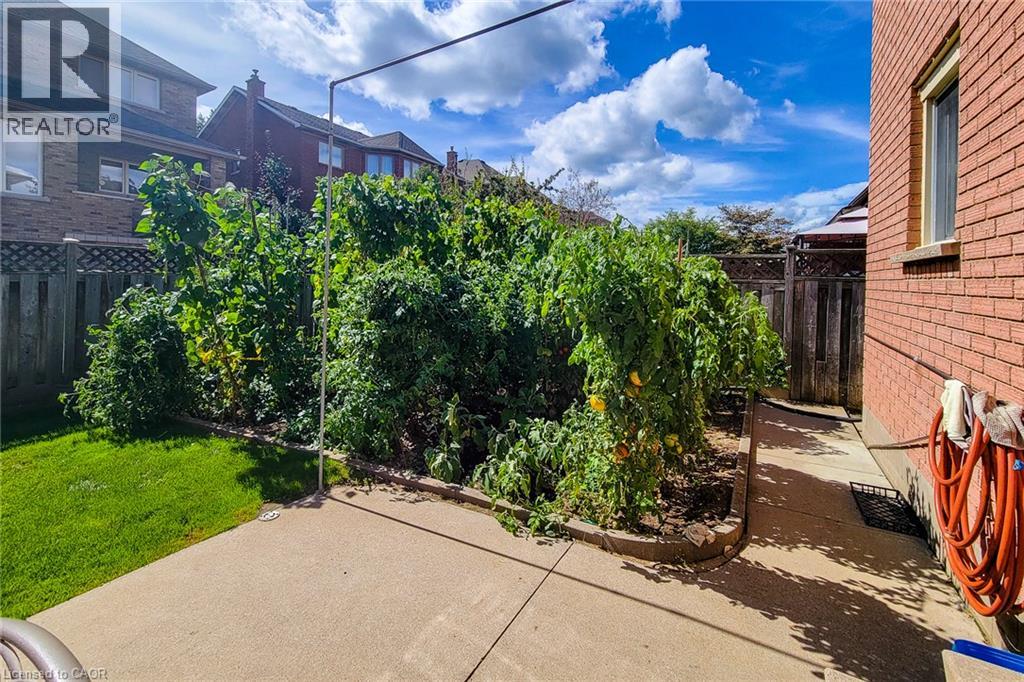 276 GREENCEDAR Drive, Hamilton — photo 7
