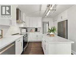 2390 Sinclair Circle, Burlington, ON L7P3C3 Photo 14