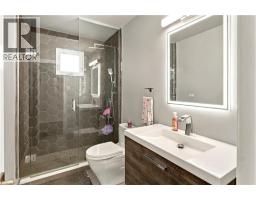 2390 Sinclair Circle, Burlington, ON L7P3C3 Photo 17