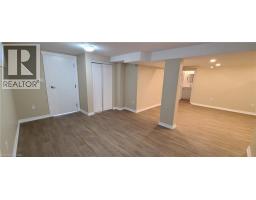 120 Elmwood Avenue Unit# B, Cambridge, ON N1R4Y6 Photo 6