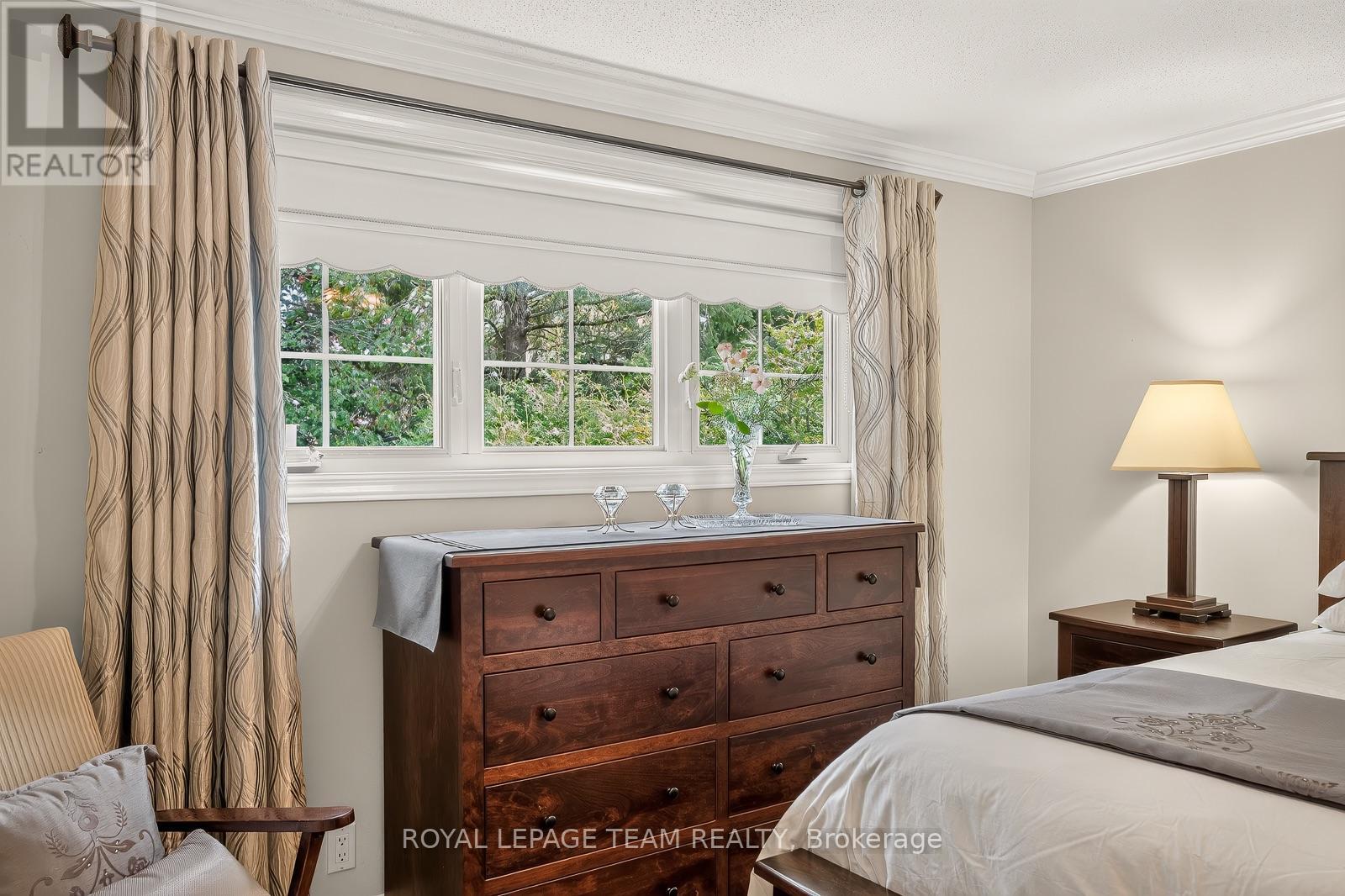 1840 APPLEFORD STREET, Ottawa. Luxury613. By Peter Sagos - Image 18