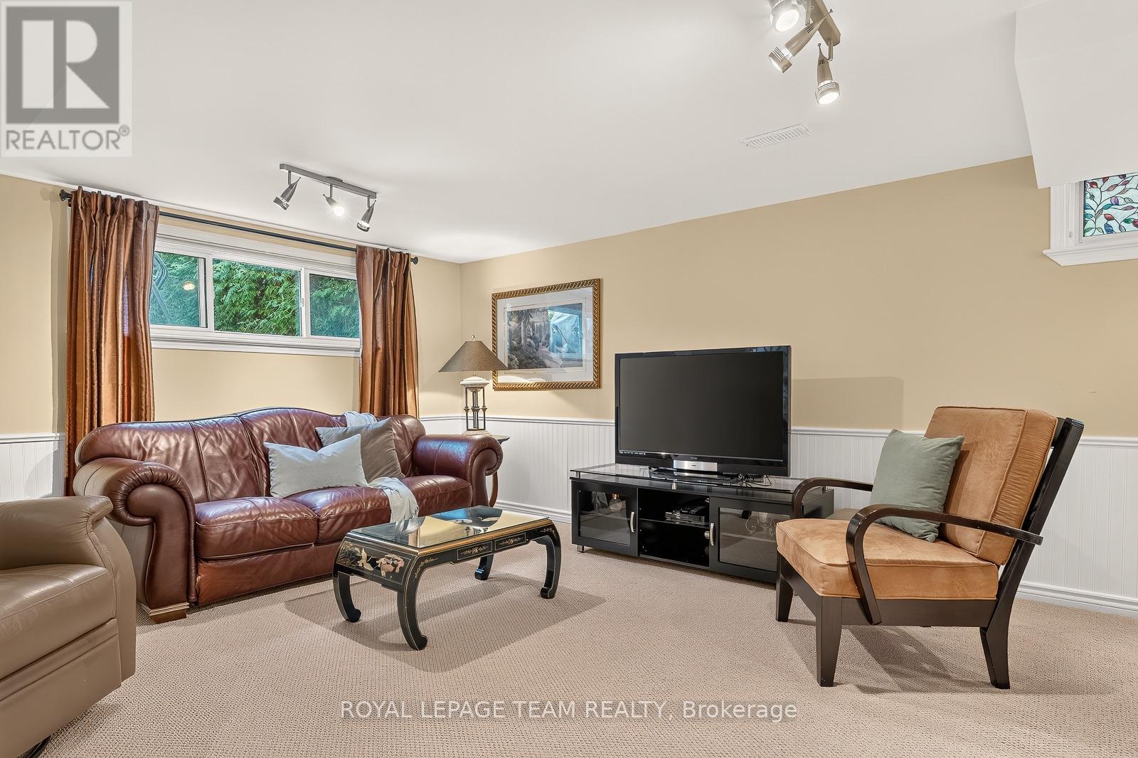1840 APPLEFORD STREET, Ottawa. Luxury613. By Peter Sagos - Image 30