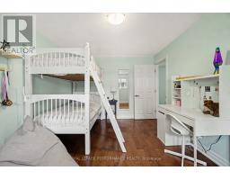 2061 Cabot Street, Ottawa, ON K1H6J7 Photo 19