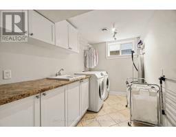 2061 Cabot Street, Ottawa, ON K1H6J7 Photo 30