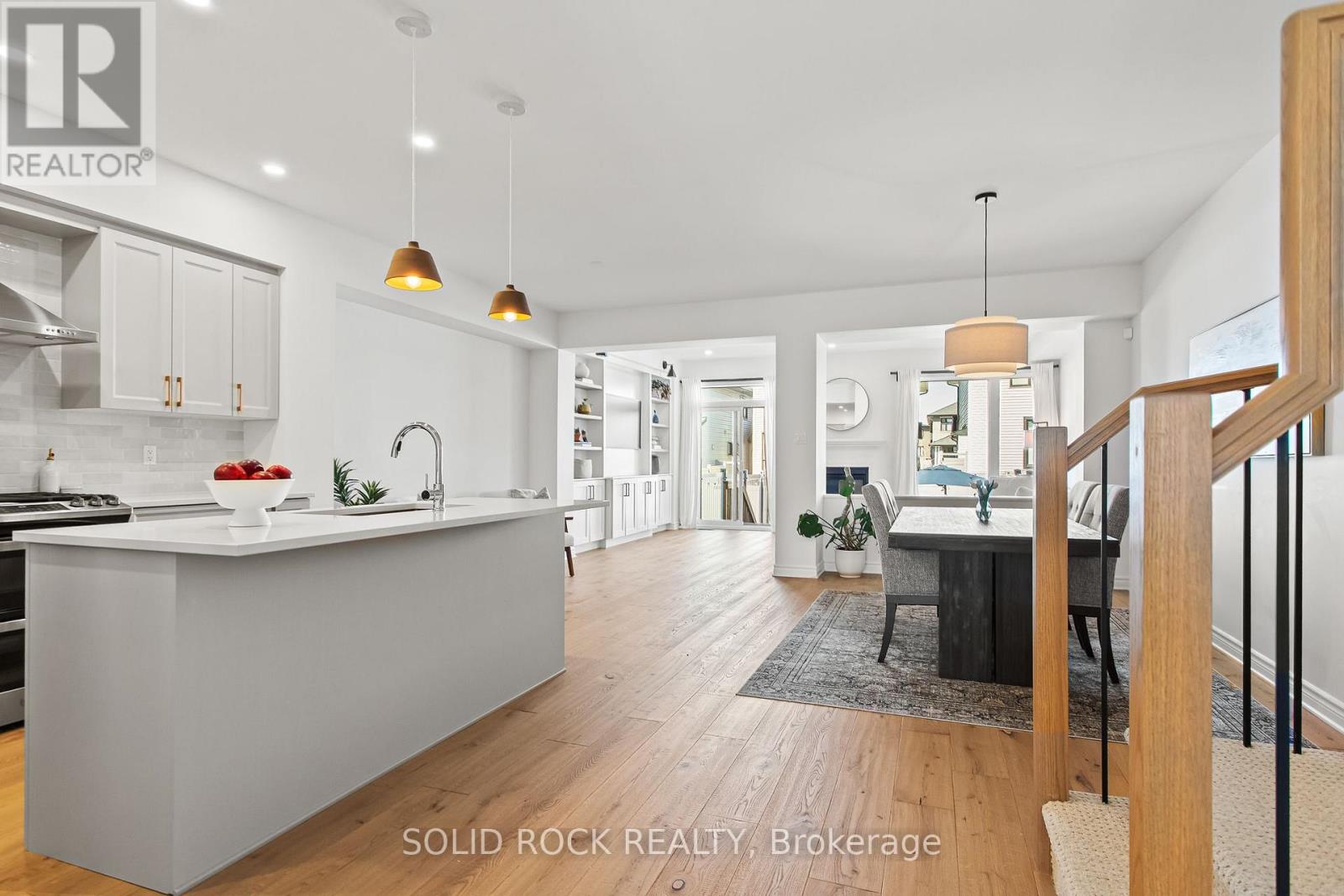 949 OMAGAKI WAY, Ottawa. Luxury613. By Peter Sagos - Image 12