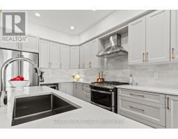 949 Omagaki Way, Ottawa, ON K1X0J3 Photo 8